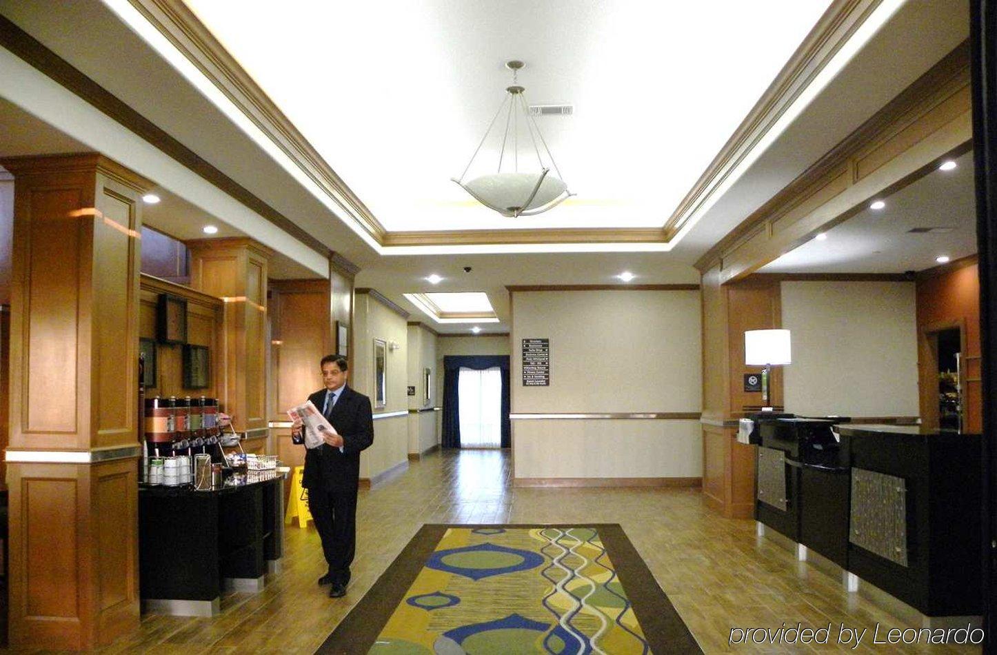 Hampton Inn & Suites Dallas I-30 Cockrell Hill, Tx Exterior photo